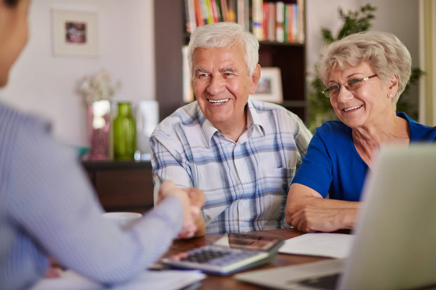 financial advisor retirement planning meeting couple
